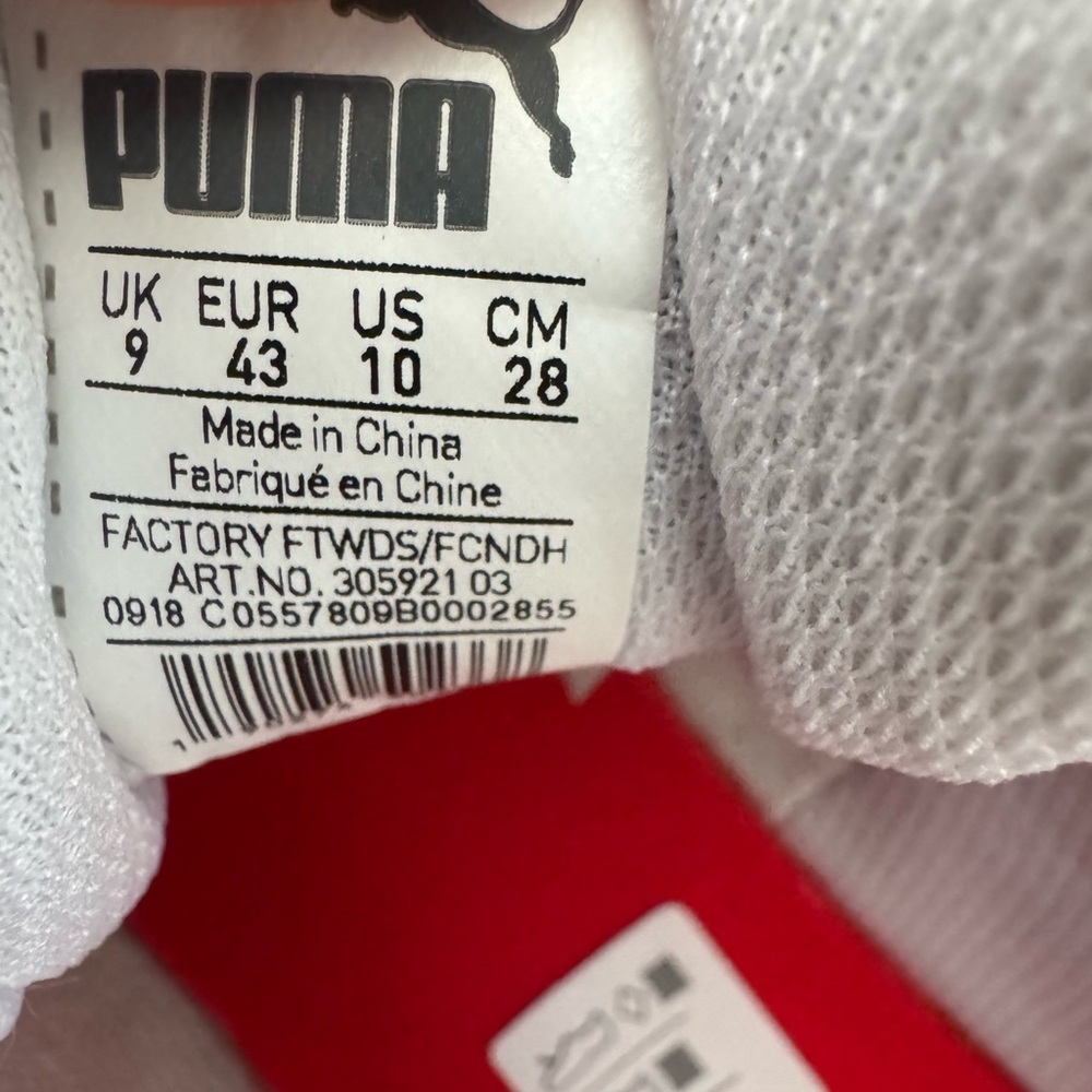 Puma men Ferrari sneaker size 9 - Picture 5 of 5